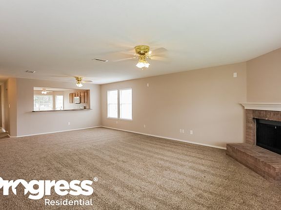 5th image of 320 Bicole Dr