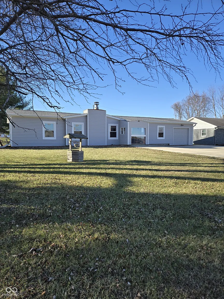 19713 Hague Rd photo 1