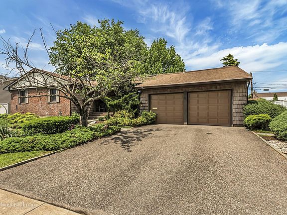 2nd image of 31 Strully Dr