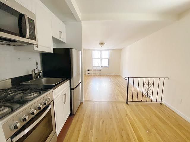 1st image of 139 E 27th St APT 6E