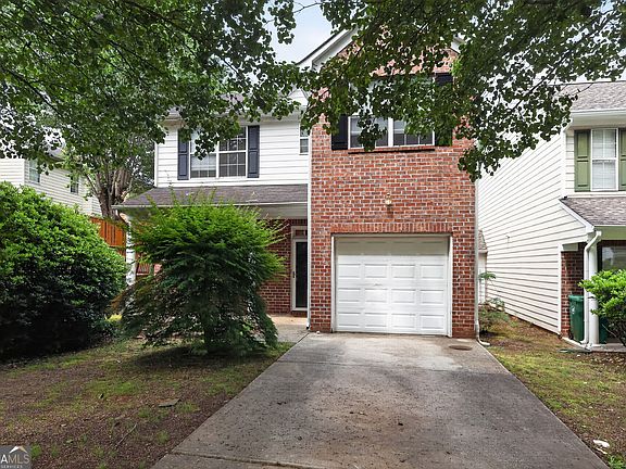 3rd image of 2441 Charleston Pointe Ct