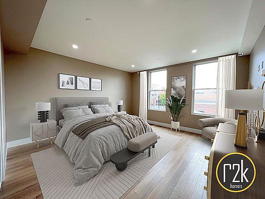1st image of 2620 Hoyt Ave S #Penthouse
