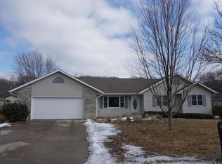 1805 Pinecrest Ave, Holmen, WI 54636