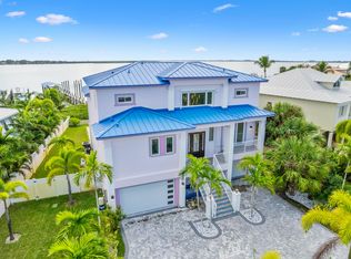 1655 Thumb Point Dr, Fort Pierce, FL 34949