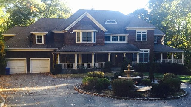 1st image of 13 Flanders Ln