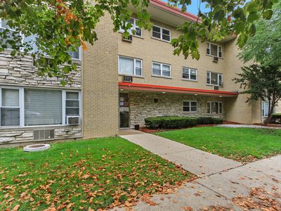 415 S Maple Ave APT 102, Oak Park, IL, 60302