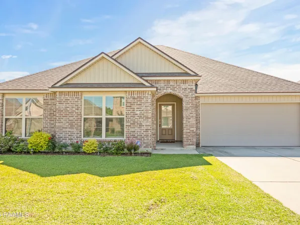 120 Grace View Dr, Lafayette, LA 70506