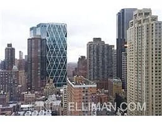 Rented by Douglas Elliman | media 37