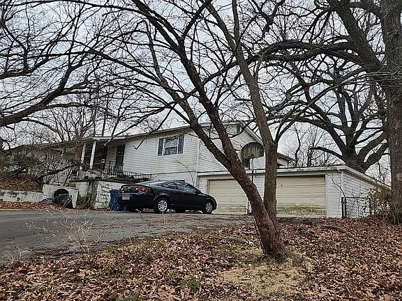 2nd image of 1515 Greenwood Blvd