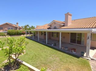 727 Marsopa Dr, Vista, CA 92081