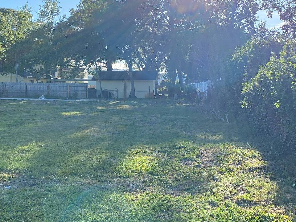 1st image of 5165 S Renellie Dr