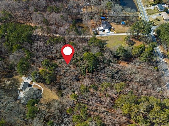 4th image of 3311 Clay Rd