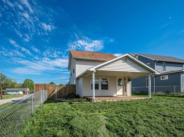 1008 Rayon Dr, Parkersburg, WV 26101