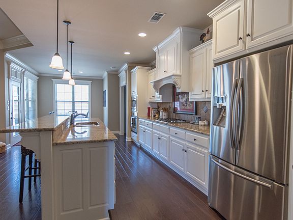 5th image of 9500 Millers Gardens Cv