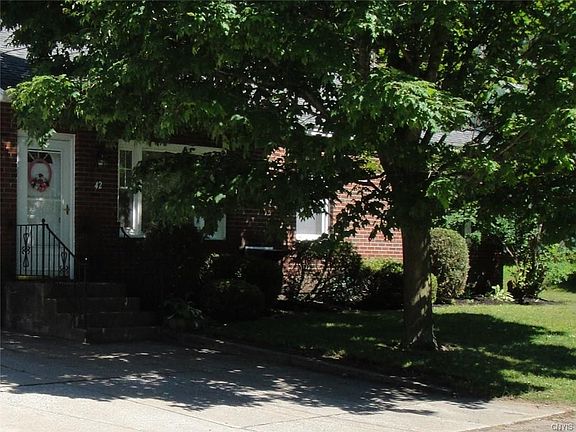 2nd image of 42 Valley Dr