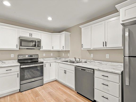 4th image of 4233 Mourning Dove Dr