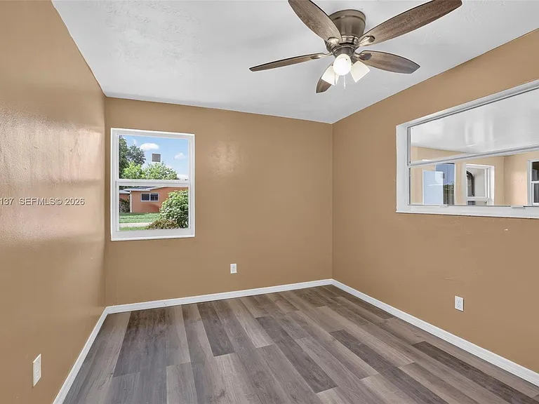 4351 NW 25th St — Photo 25