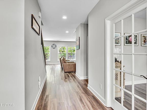 5th image of 9509 Snowy Cliff Ln