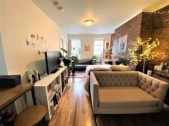 4th image of 237 E 2nd St APT 3C