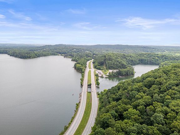 2nd image of 7212 Wolftever Landing Dr