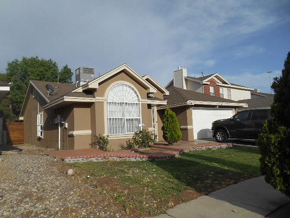 3rd image of 12282 Amstater Cir