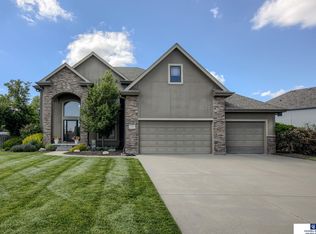 7320 S 169th St, Omaha, NE 68136