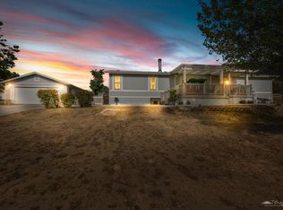 18200 Hambletonian Dr, Tehachapi, CA 93561