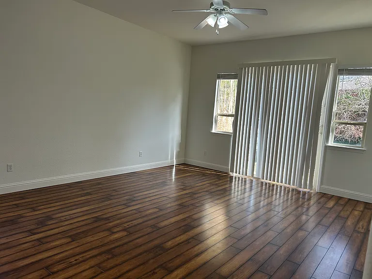 2620 Heather Field Ln — Photo 12