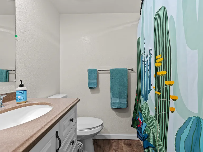 537 W Ward Ave #B — Photo 8