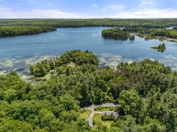 70 Spring St, Hopkinton, MA 01748