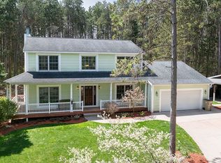 4530 Summit Forest Dr NE, Rockford, MI 49341