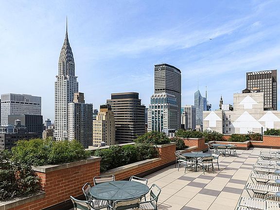 3rd image of 236 E 47th St APT 24C