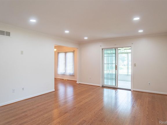5th image of 37485 Stonegate Cir #75