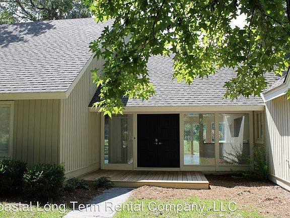 4th image of 18 Sugar Pine Ln