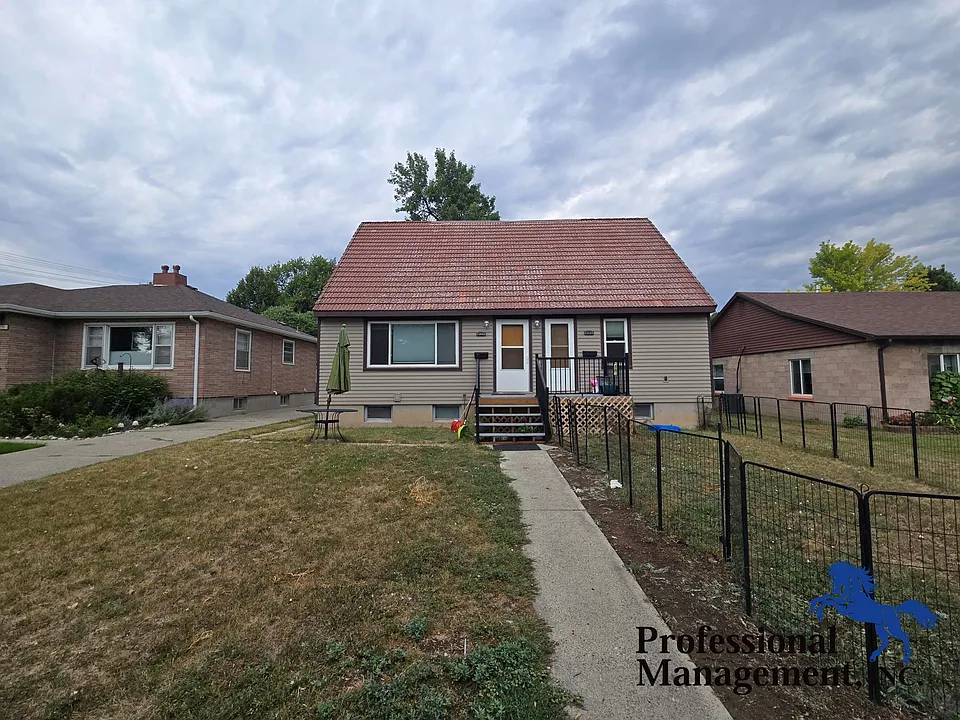 837 Wyoming Ave