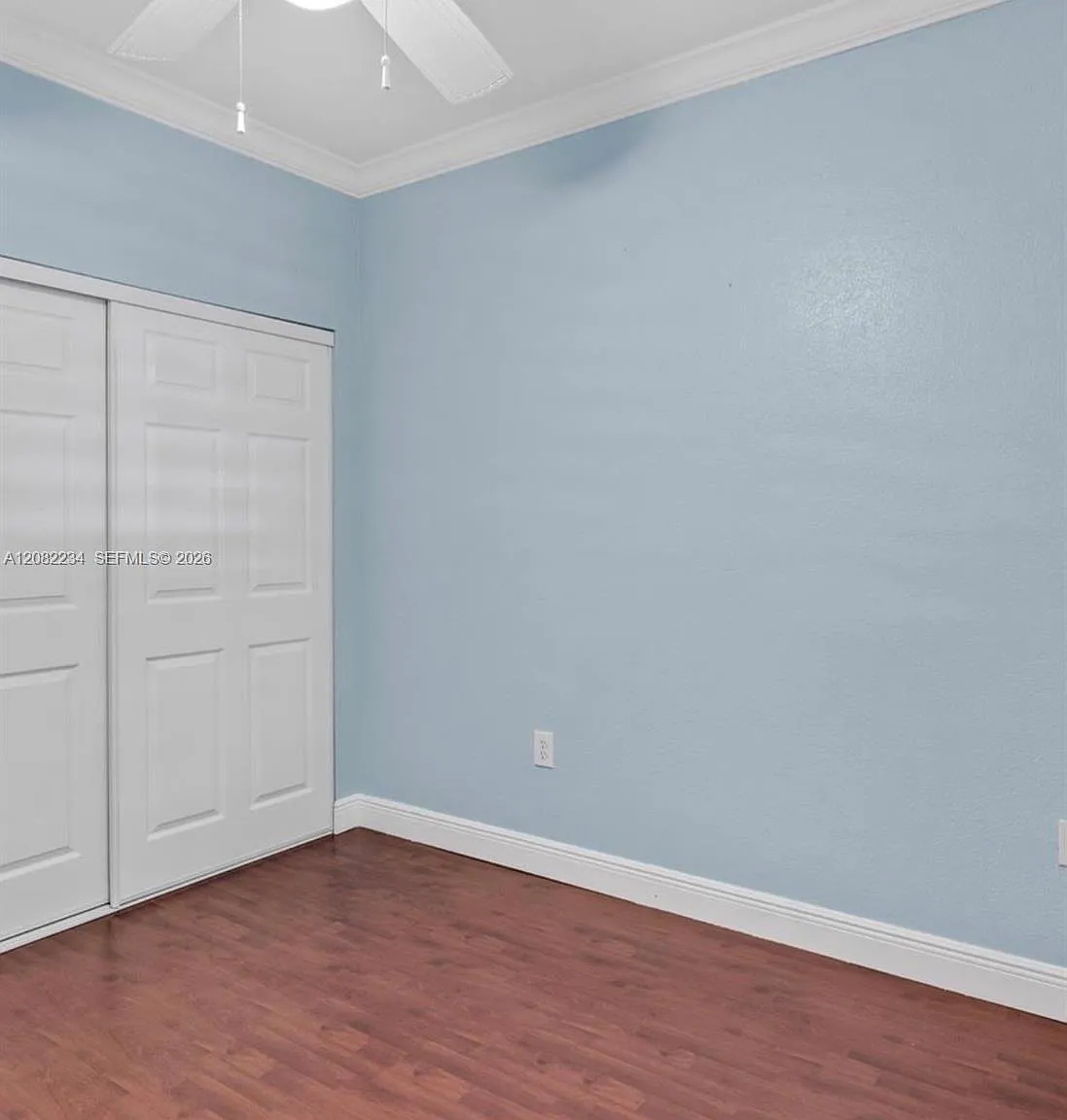 4 bed, 1908 sqft, $4,100 — Photo 1