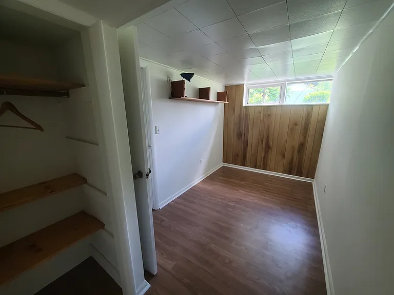 10204 Rodgers Rd — Photo 4