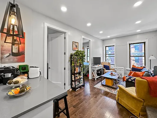 Rented by Skyward | media 15