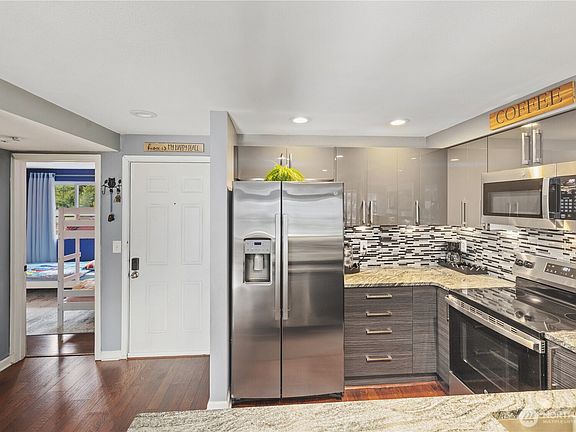 2nd image of 26205 116th Avenue SE #A-203