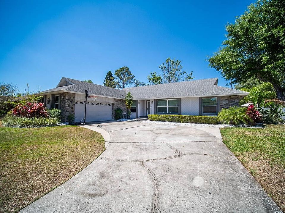 1st image of 5704 Sago Palm Dr