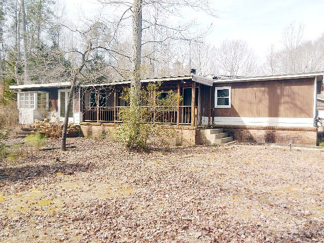1st image of 4614 Pine Crest Dr