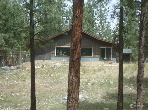 21 Twin Lakes Drive, Winthrop, WA 98862