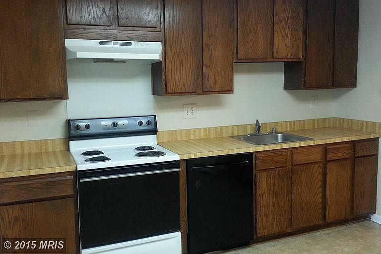1st image of 7373 Jiri Woods Ct