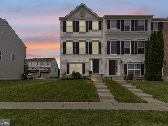 2nd image of 624 Snowberry Way