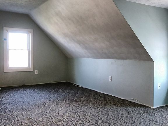 2nd image of 476-478 Randolph St #476