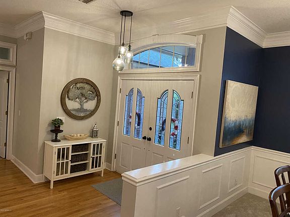 5th image of 3720 Wicklow Manor Ct
