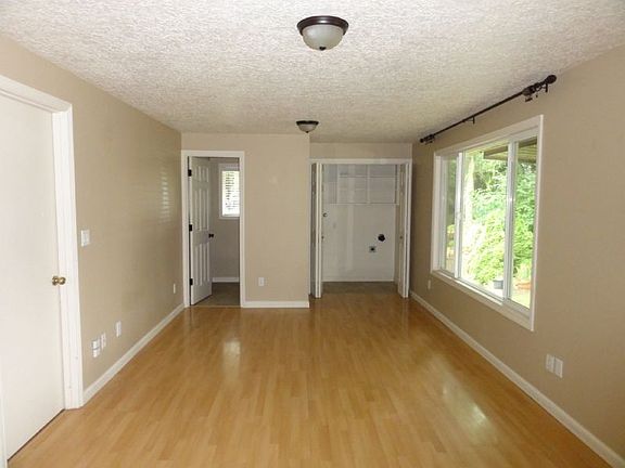 5th image of 3418 NE 136th Ave