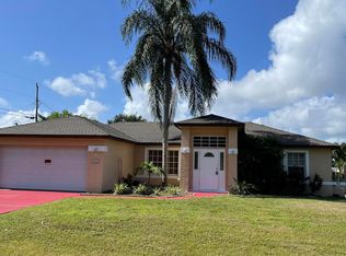2802 SE Awin Ln, Port Saint Lucie, FL 34952