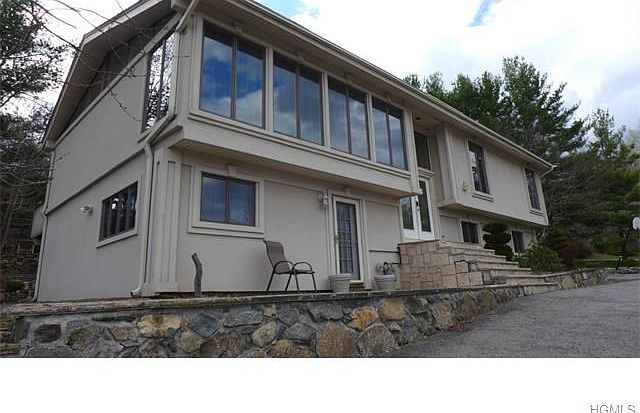 1st image of 35 Tara Dr