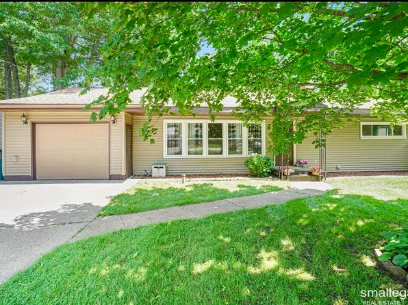 1620 Hansen St, Muskegon, MI 49445